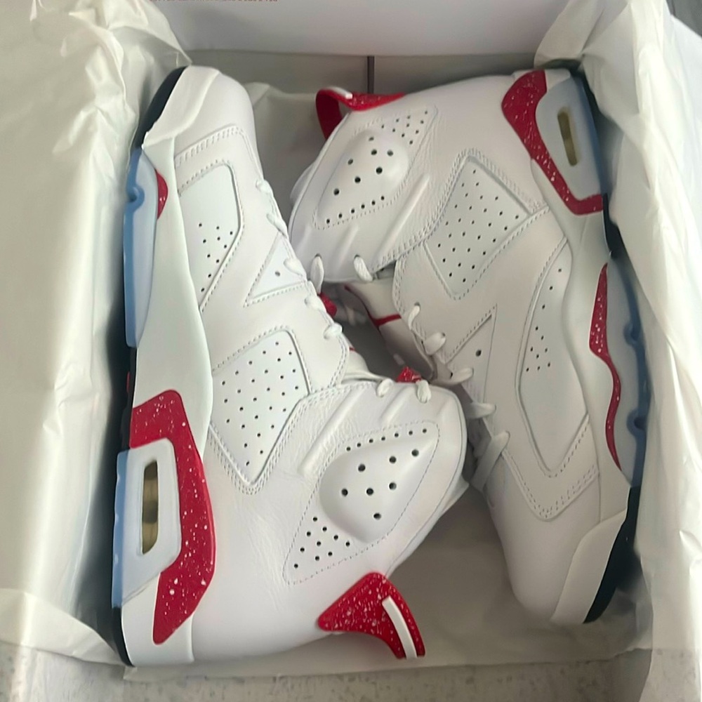 Air Jordan’s 6 Retro Men’s 11